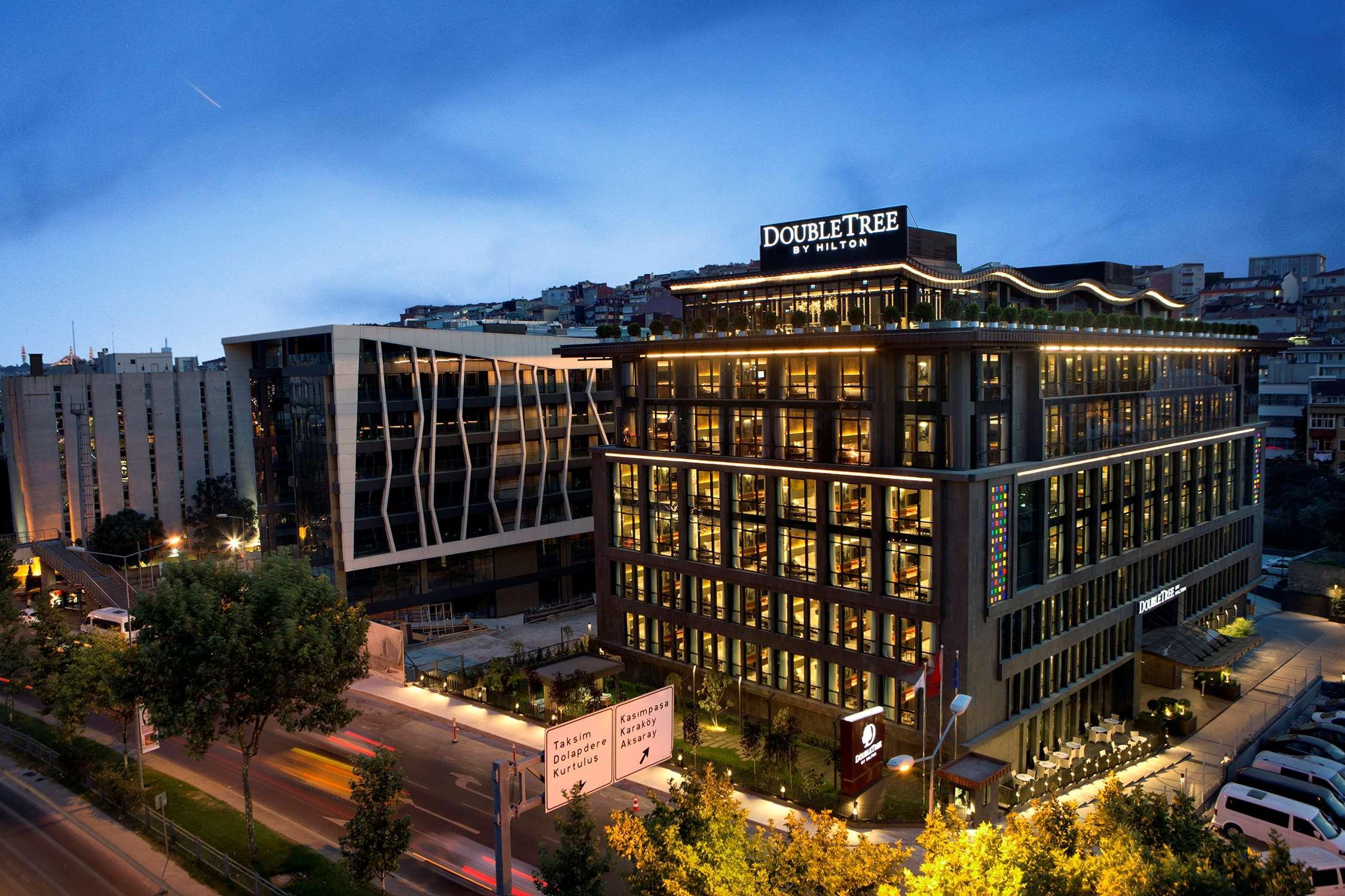 Doubletree By Hilton Istanbul - Piyalepasa Hotel Exterior photo DoubleTree by Hilton Athens