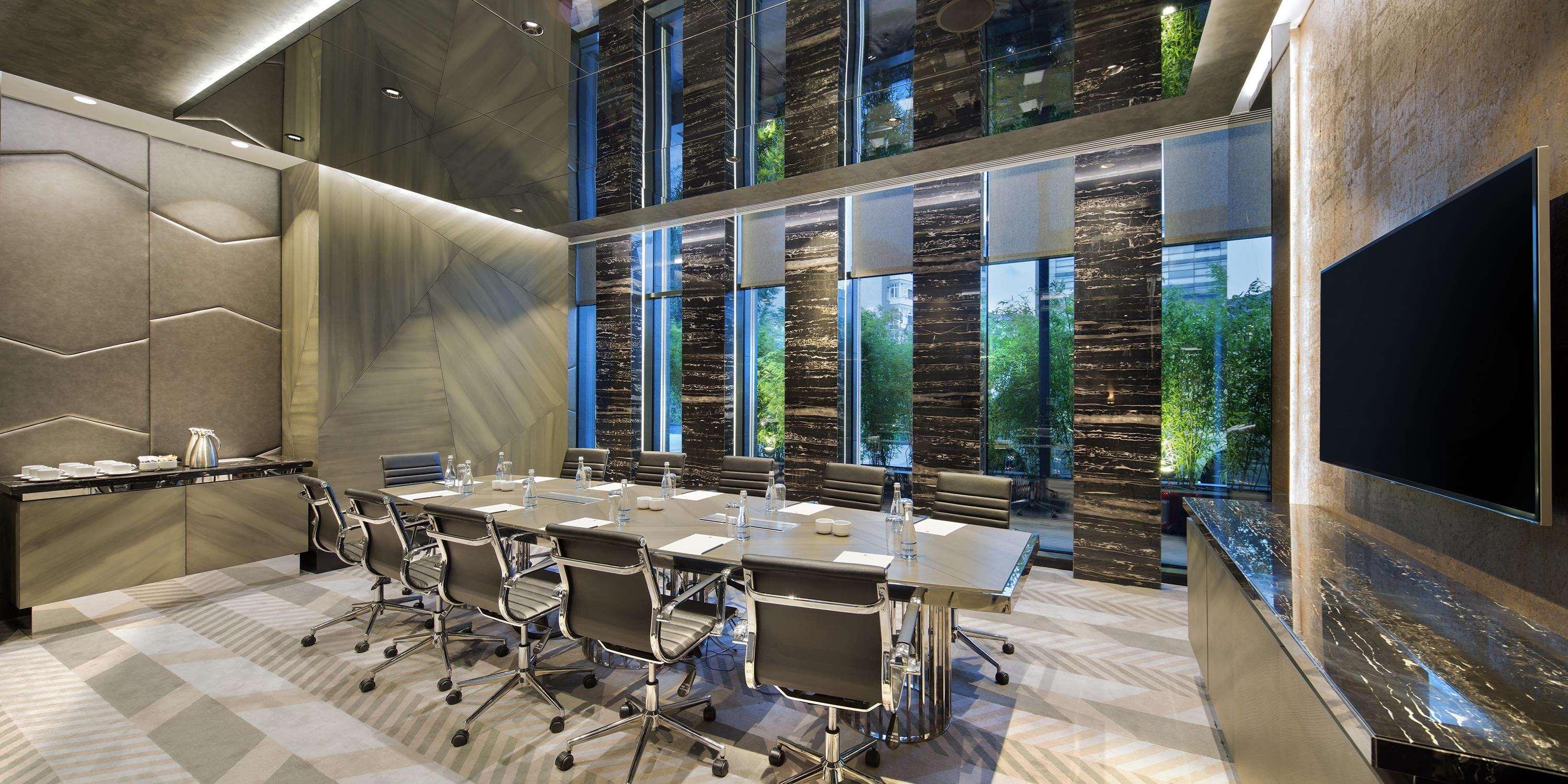 Doubletree By Hilton Istanbul - Piyalepasa Hotel Exterior photo Boardroom