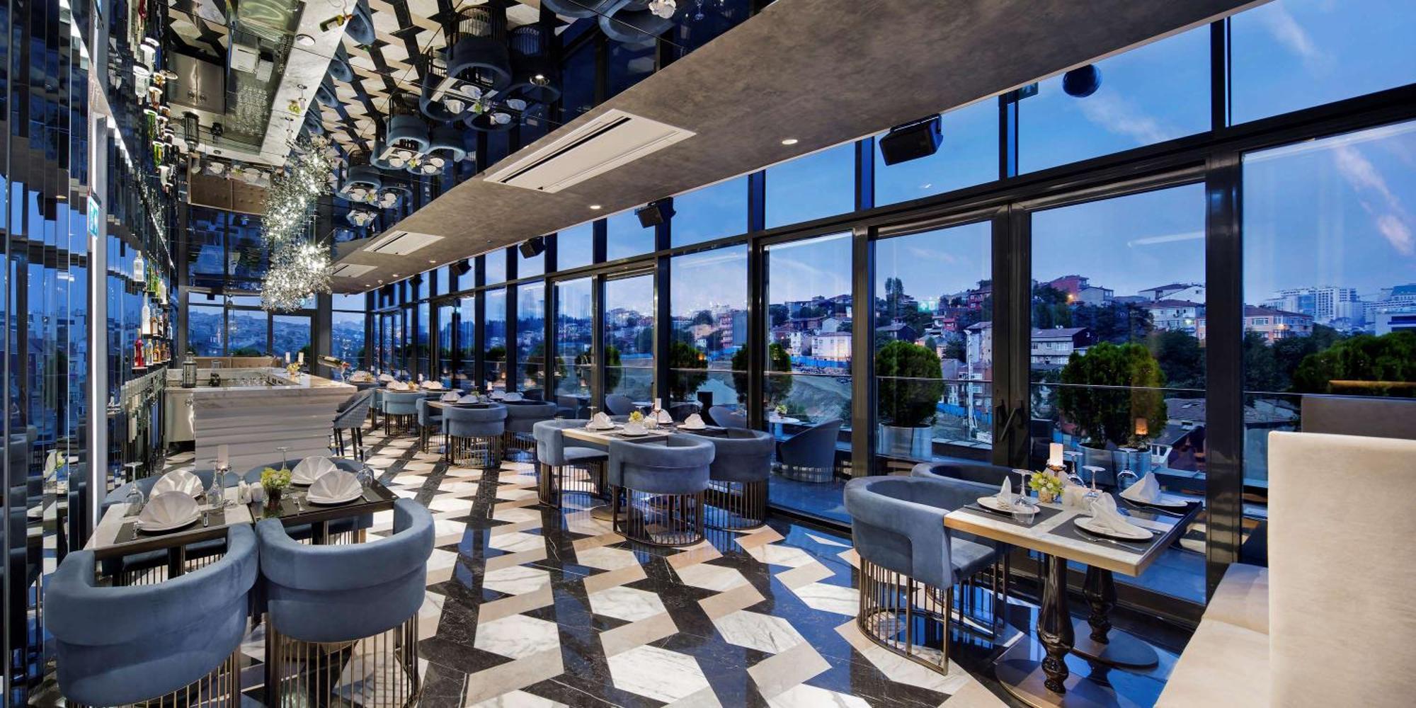 Doubletree By Hilton Istanbul - Piyalepasa Hotel Exterior photo The restaurant
