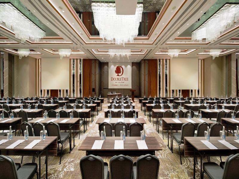 Doubletree By Hilton Istanbul - Piyalepasa Hotel Exterior photo The ballroom
